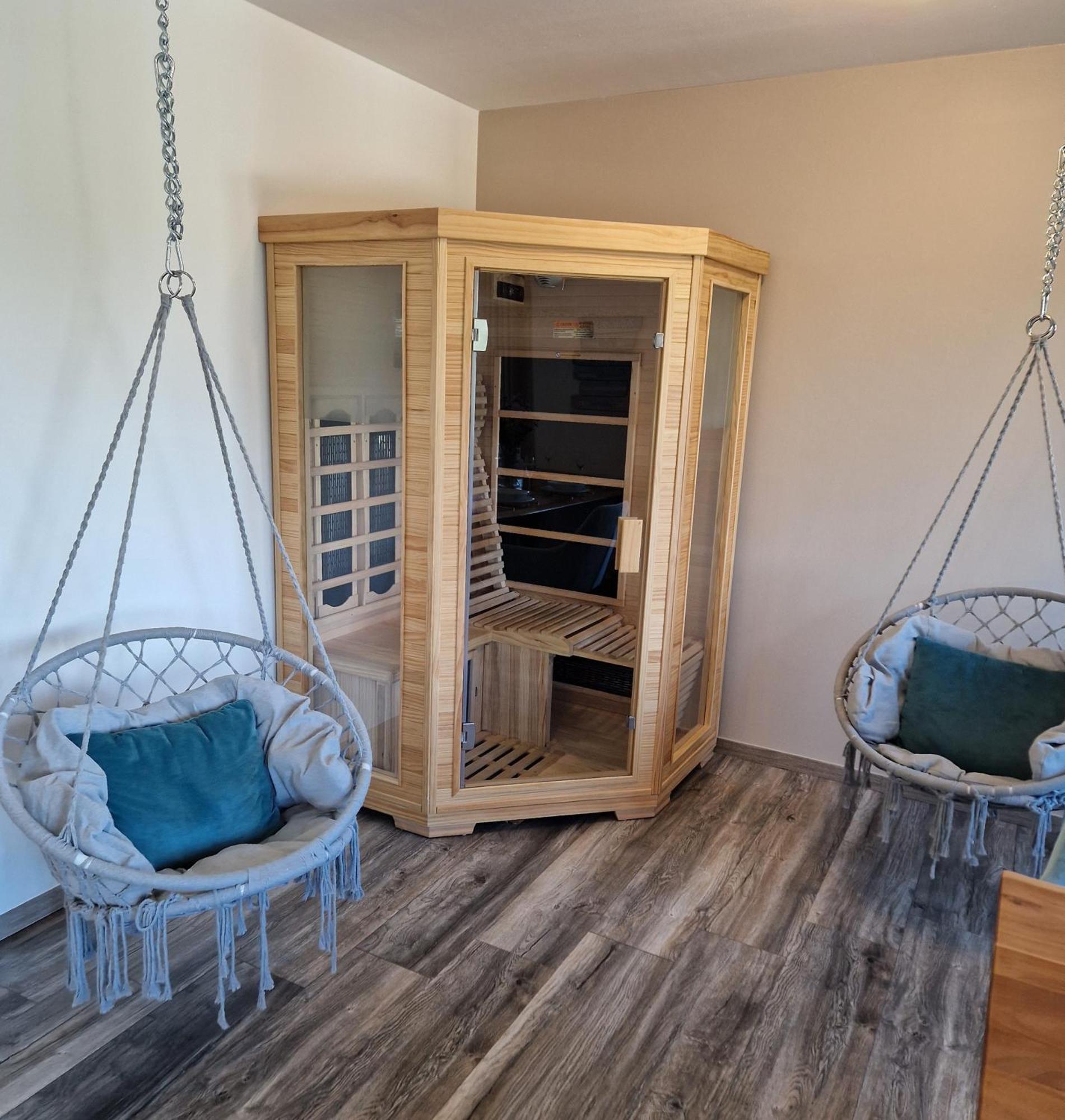 Moderne Wohnung Mit Sauna ツュルピッヒ エクステリア 写真