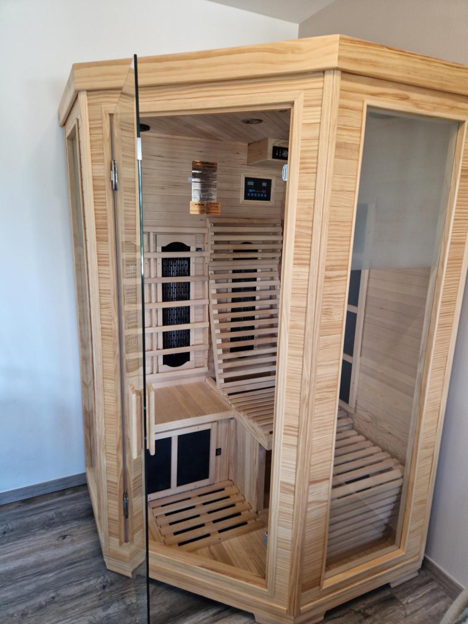 Moderne Wohnung Mit Sauna ツュルピッヒ エクステリア 写真